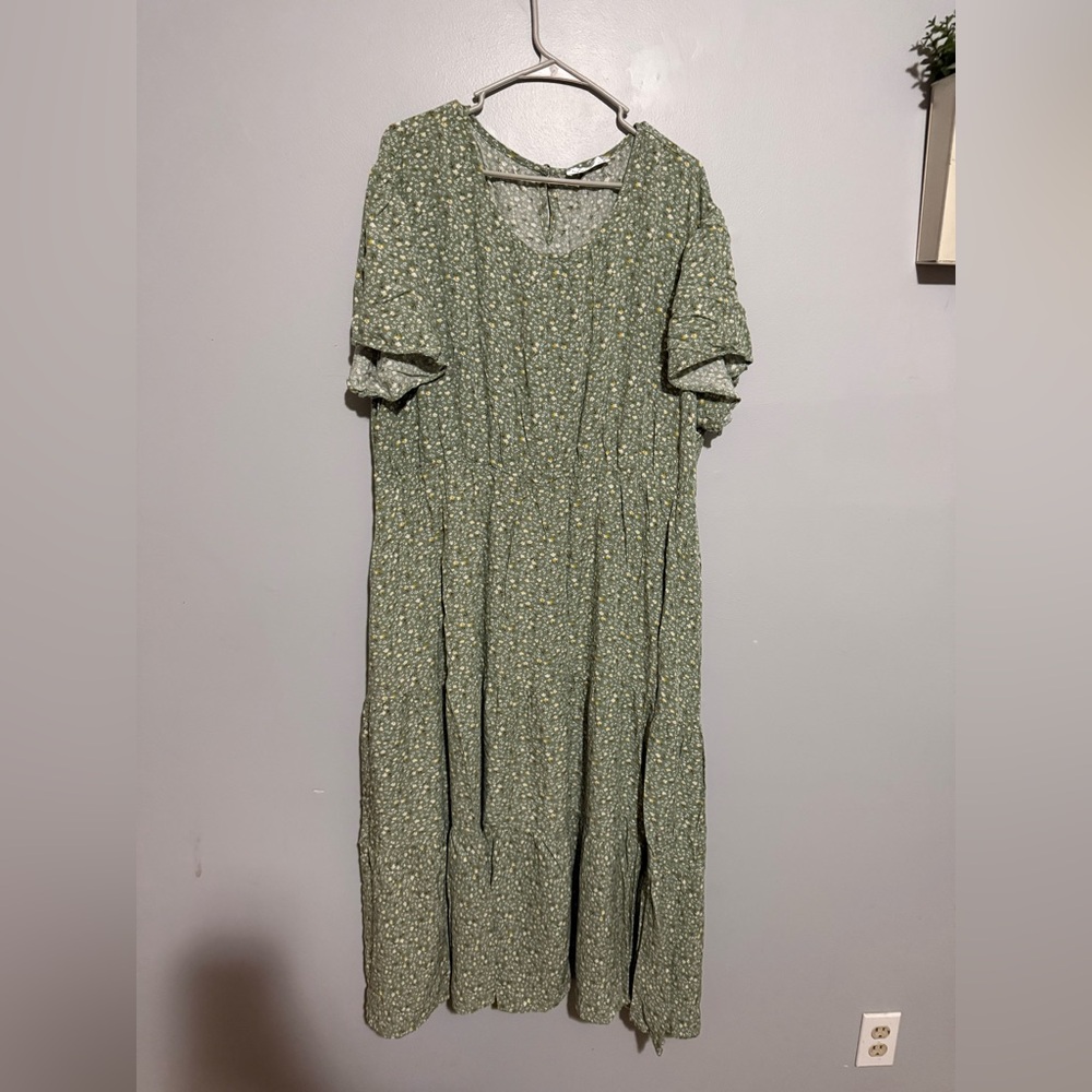 Amazon Green Floral Midi Dress